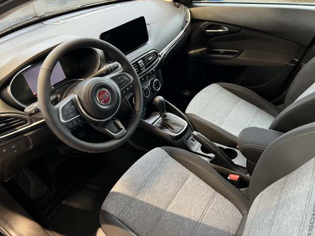 FIAT Tipo 1.5/130 4 Cross Hybrid-image-7