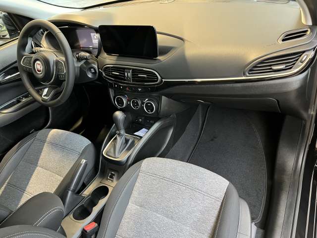 FIAT Tipo 1.5/130 4 Cross Hybrid-image-6