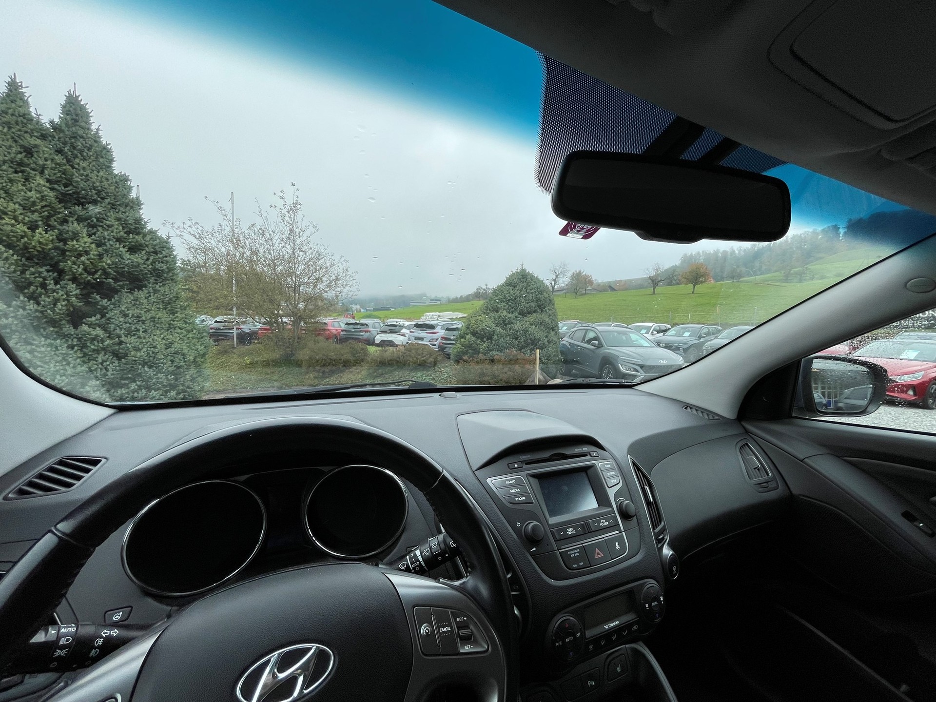 HYUNDAI iX 35 2.0 CRDi Style 4WD-image-6