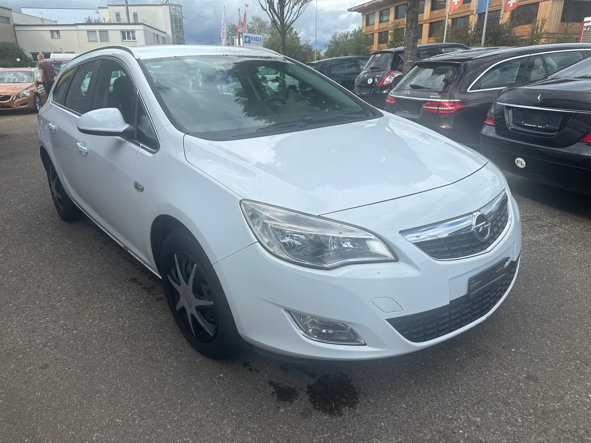 OPEL Astra SportsTourer 2.0 CDTi Sport Automatic-image-0