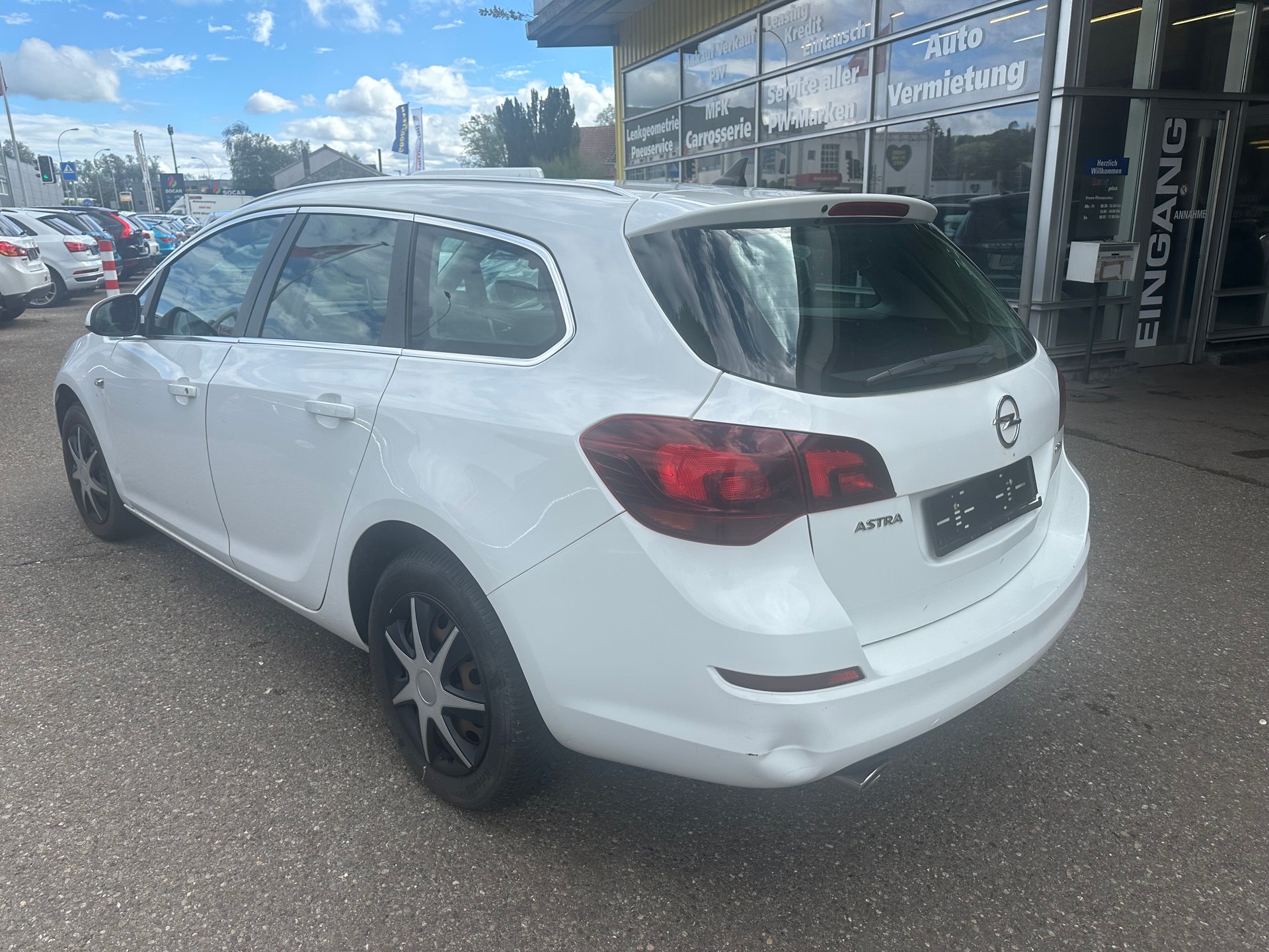 OPEL Astra SportsTourer 2.0 CDTi Sport Automatic-image-3