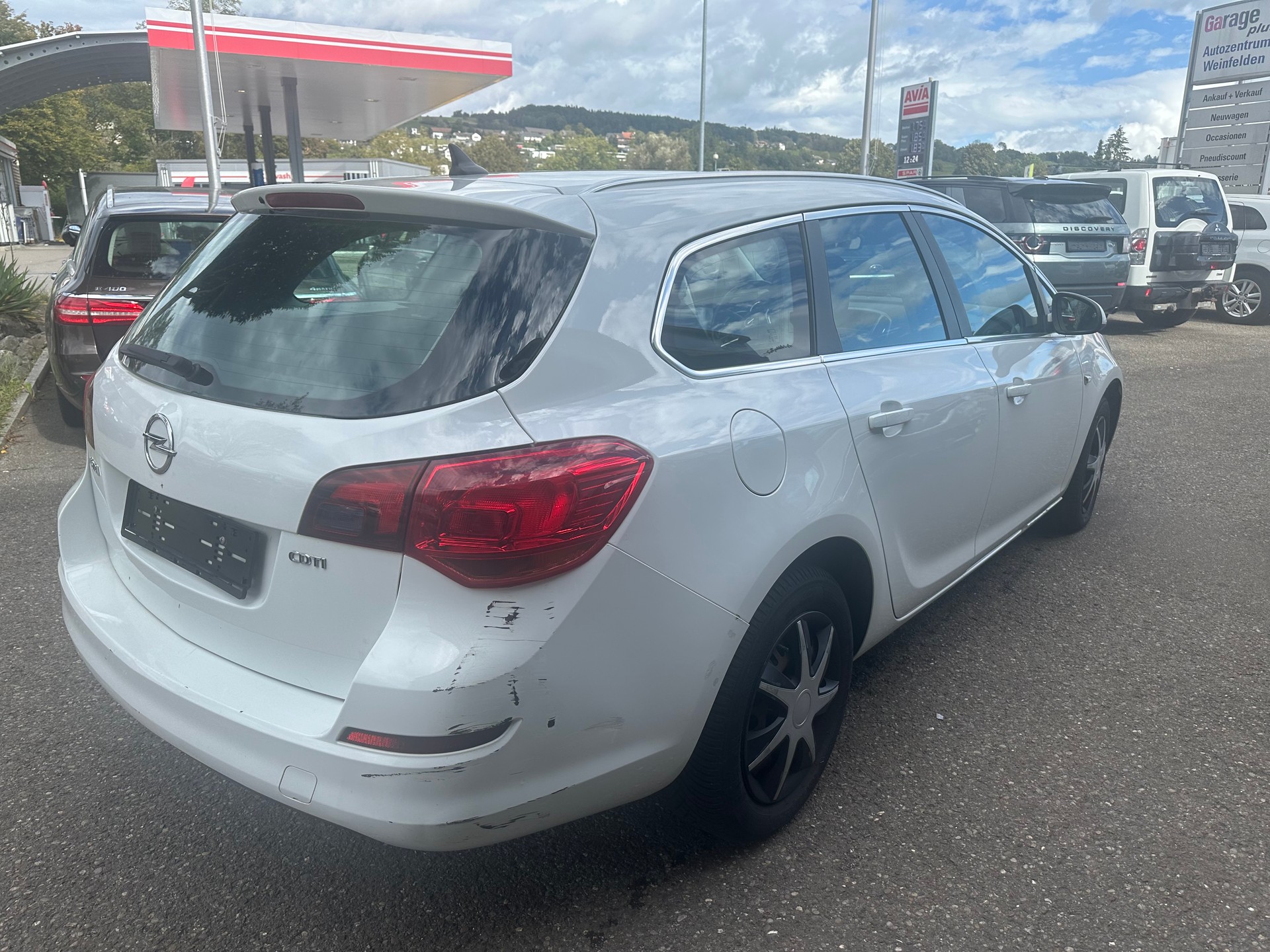 OPEL Astra SportsTourer 2.0 CDTi Sport Automatic-image-5