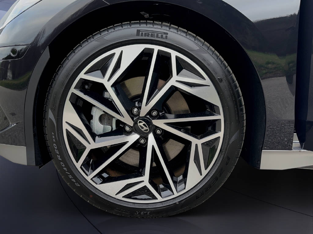 HYUNDAI IONIQ 6 Launch Edition 77 KWH 4WD-image-6