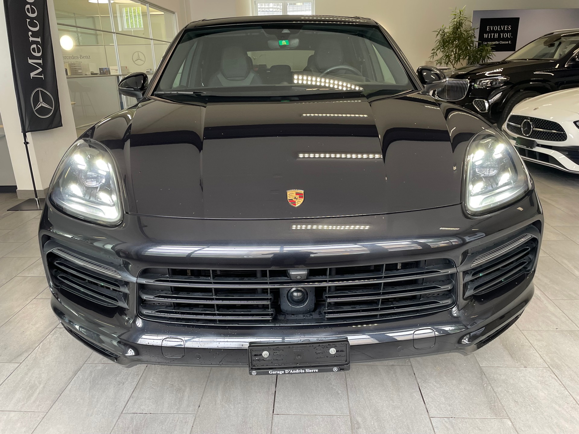 PORSCHE Cayenne S-image-2