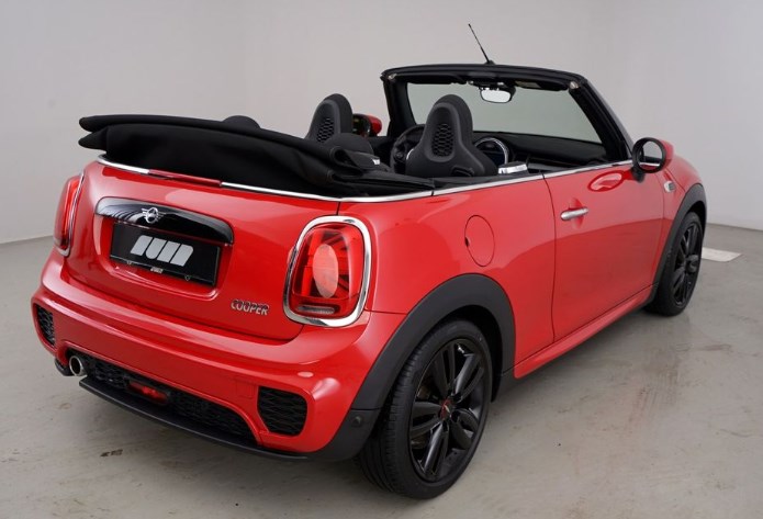 MINI Mini Cabrio Cooper-image-1