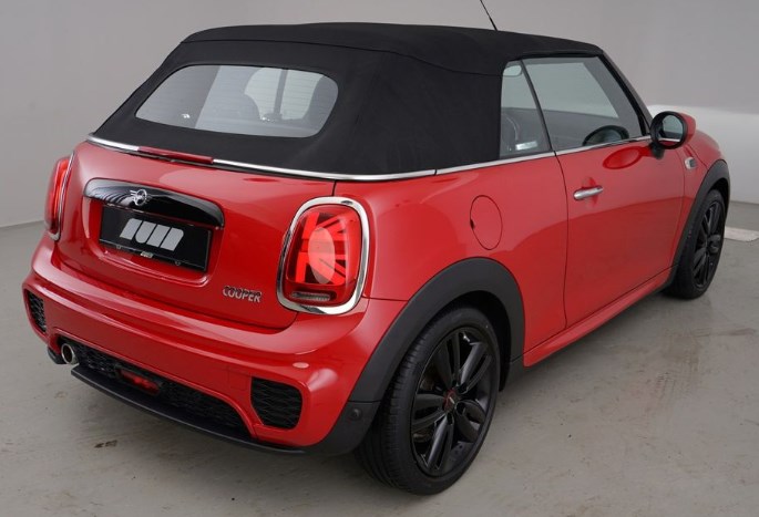 MINI Mini Cabrio Cooper-image-3