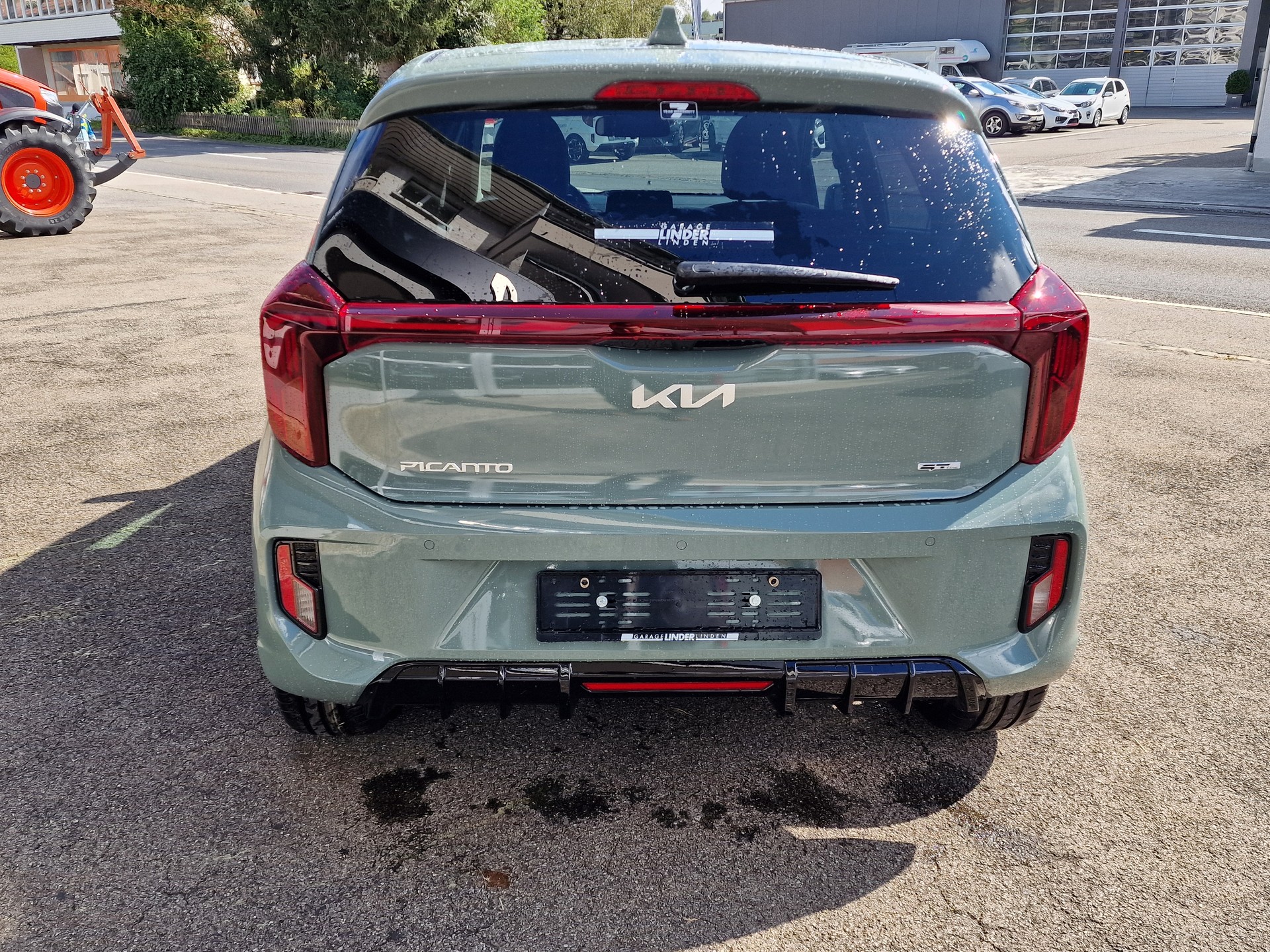 KIA Picanto 1.2 CVVT GT-Line Automatic-showroom-element-2
