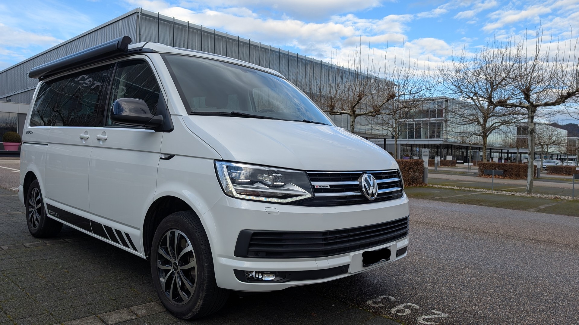VW T6 California 2.0 TDI Beach 4Motion-image-0