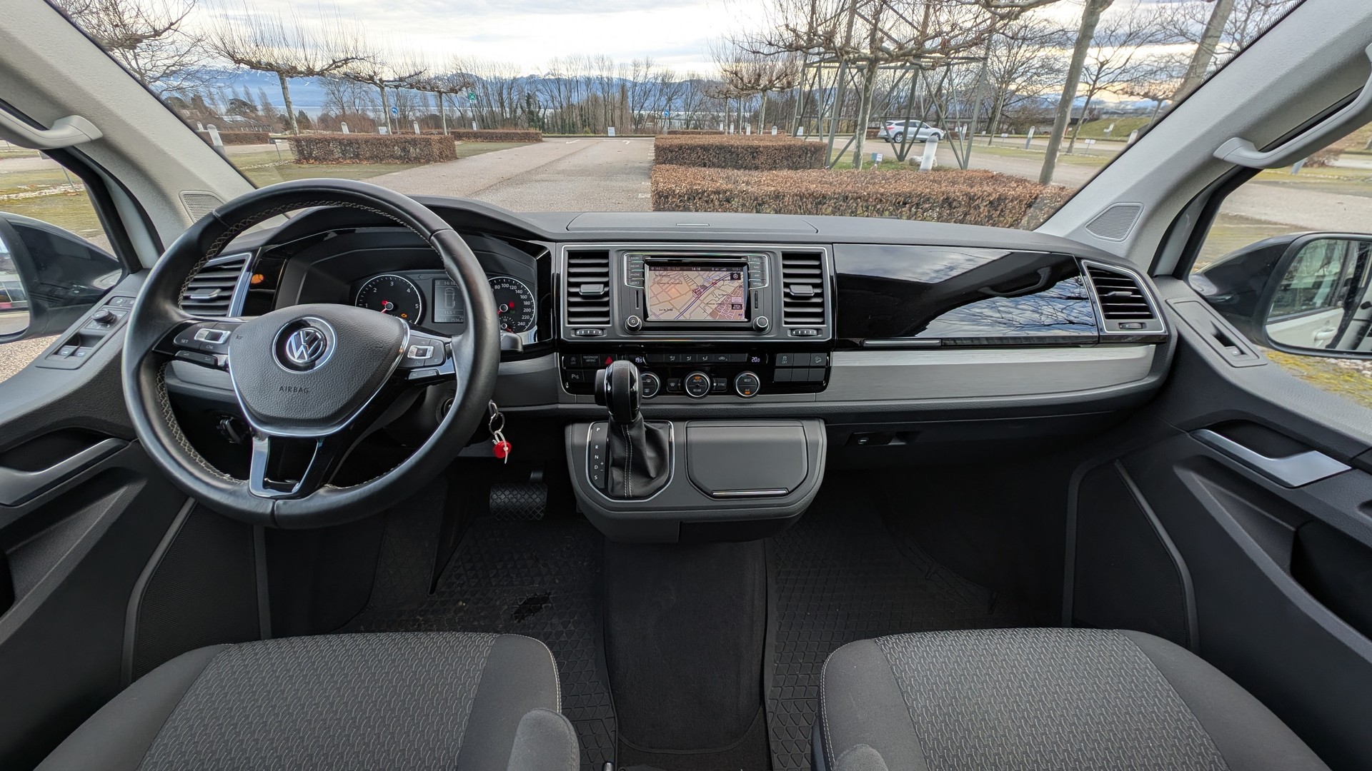 VW T6 California 2.0 TDI Beach 4Motion-image-4