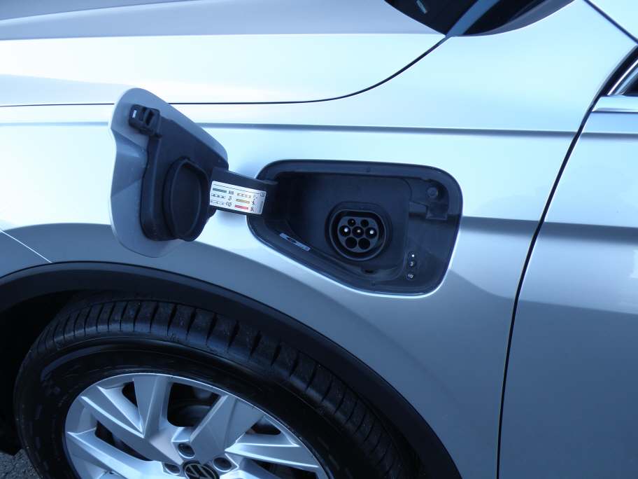VW Tiguan 1.4 TSI PHEV Elegance DSG 2WD-image-8