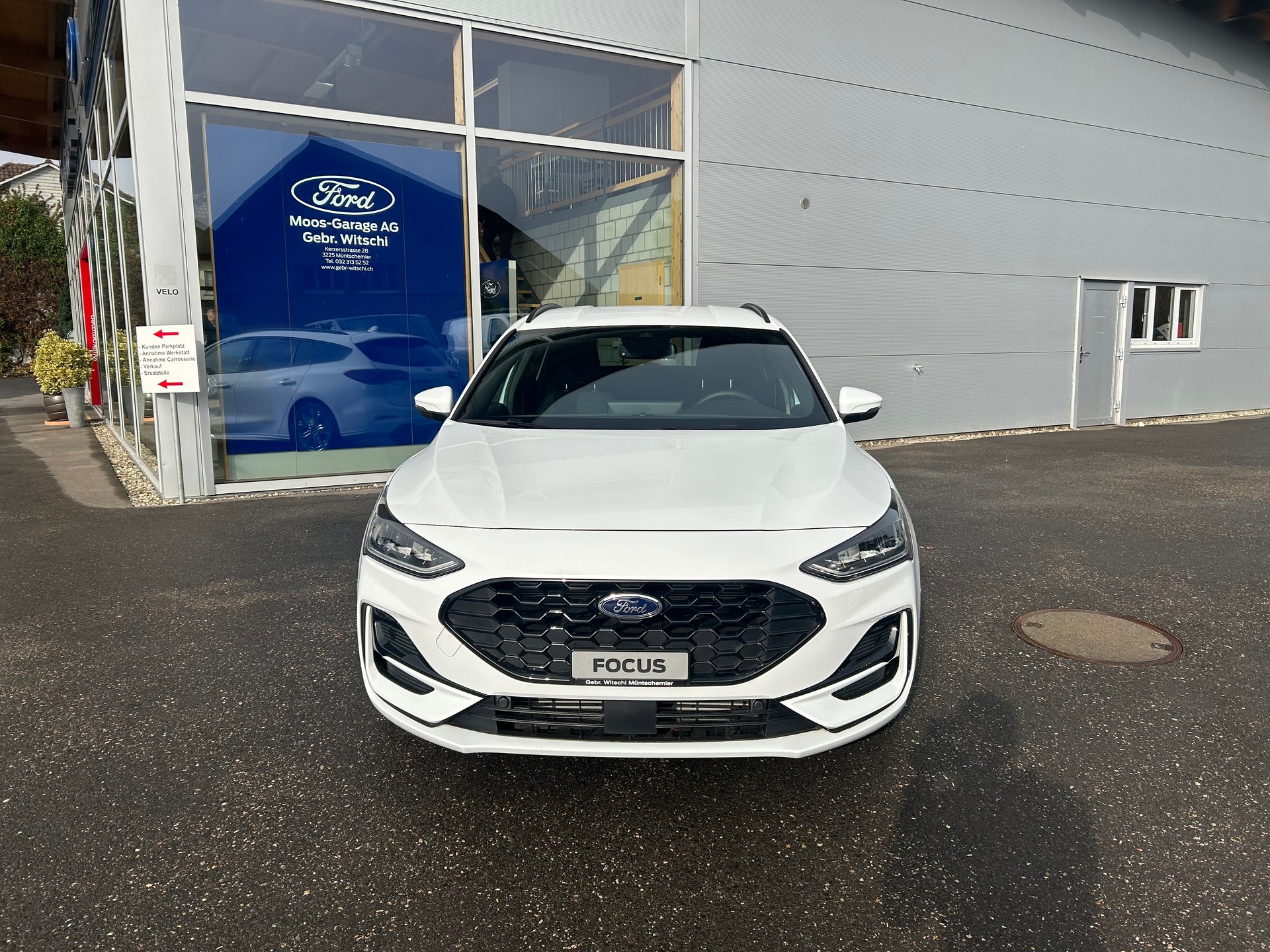FORD Focus 1.0 MHEV ST-Line Automat-showroom-element-1