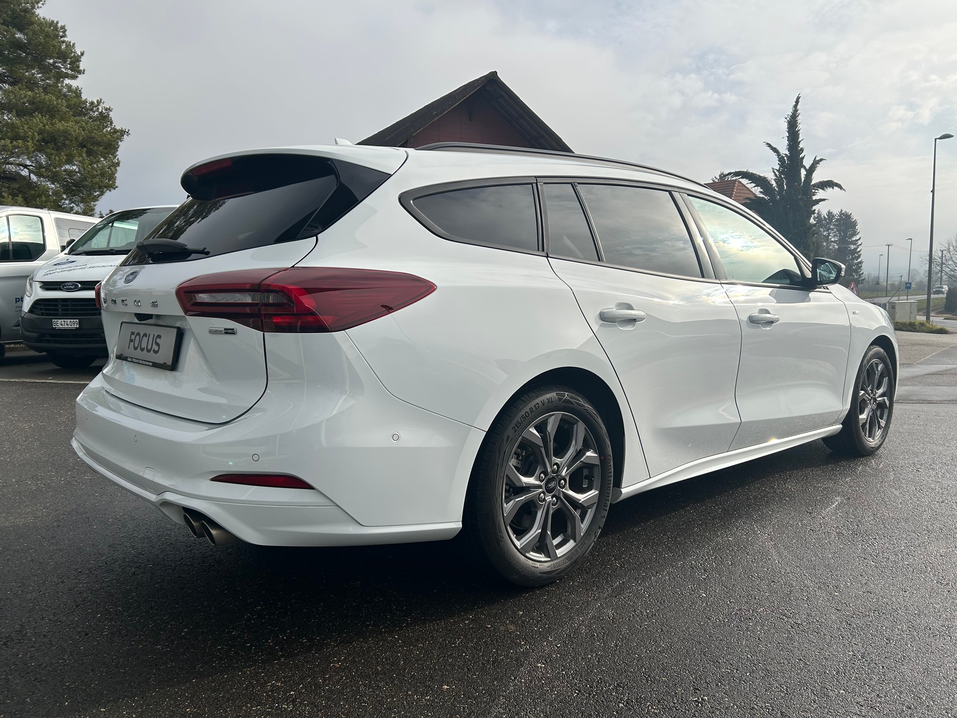 FORD Focus 1.0 MHEV ST-Line Automat-showroom-element-3