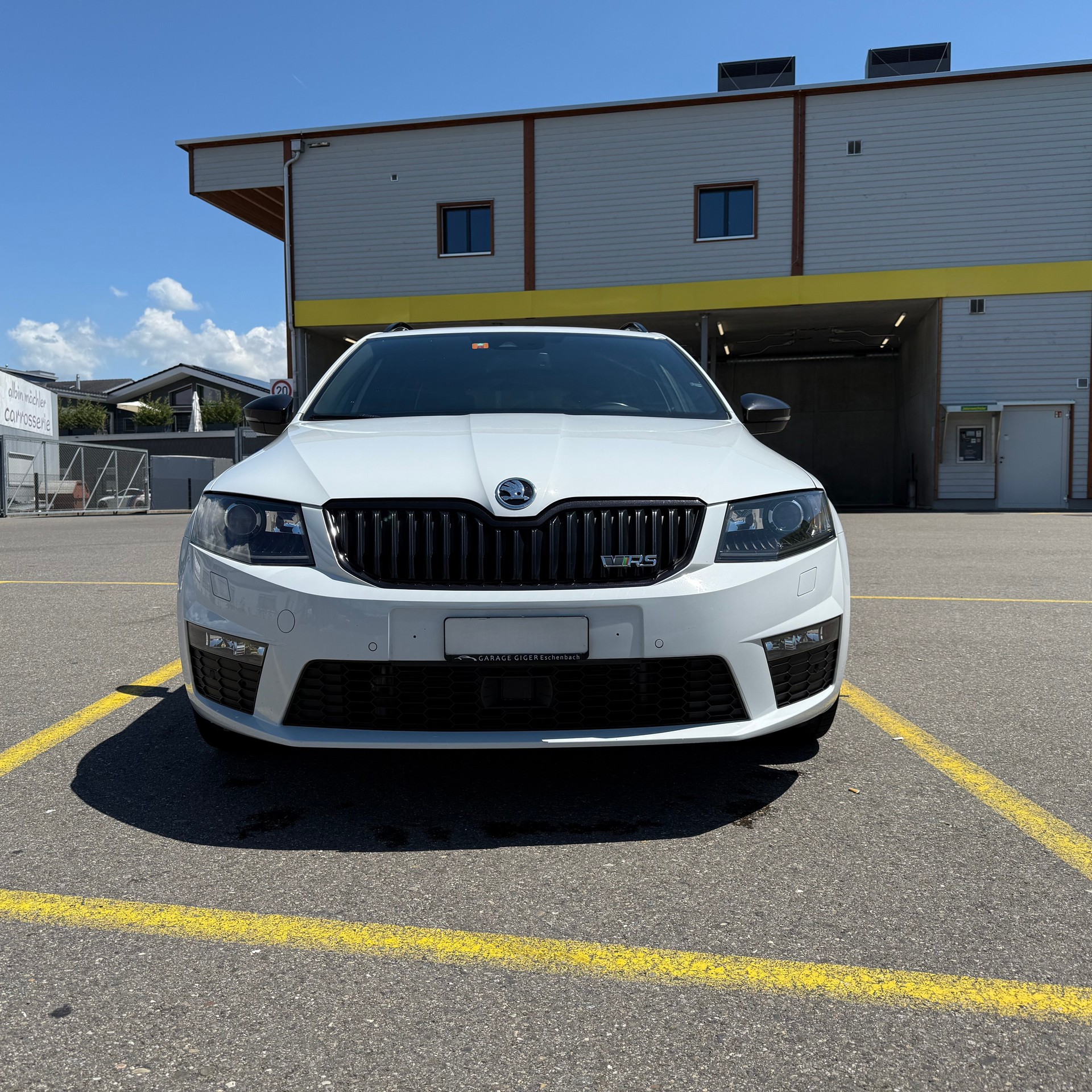 SKODA Octavia Combi 2.0 TDI RS 4x4 DSG-image-5