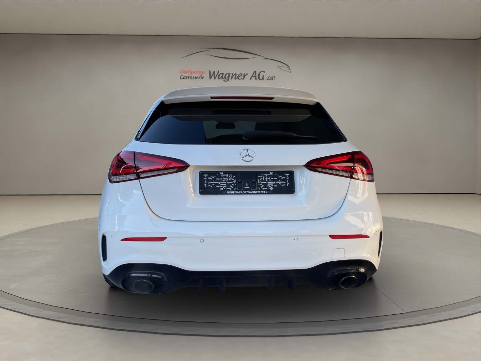 MERCEDES-BENZ A 35 AMG 4matic-image-2
