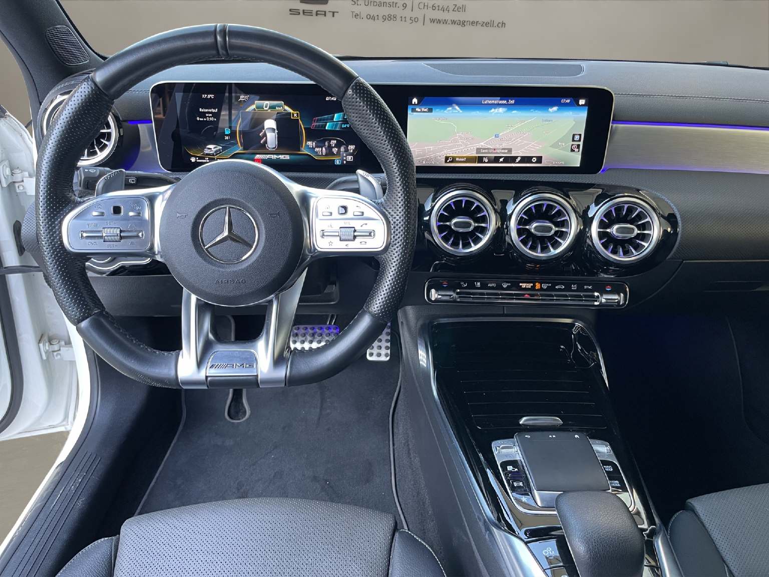 MERCEDES-BENZ A 35 AMG 4matic-image-9