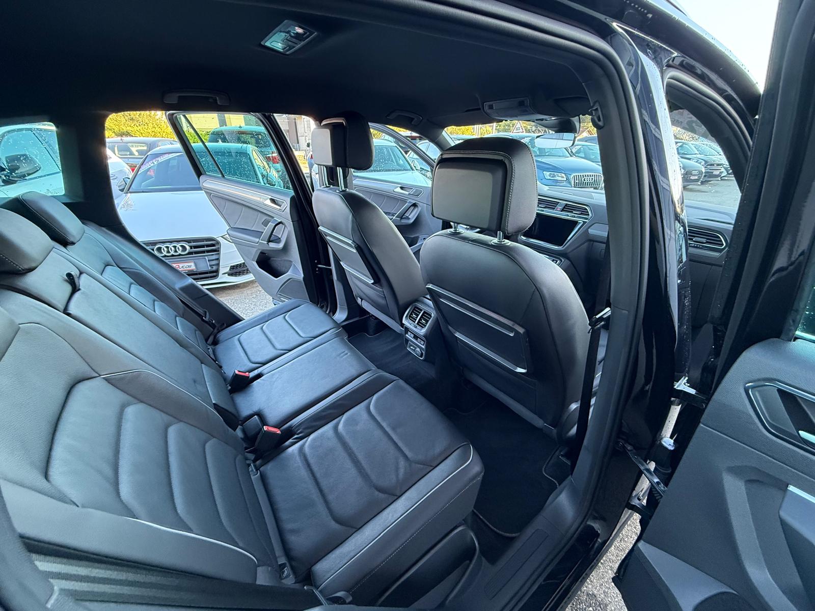 VW Tiguan 2.0 TDI SCR Highline 4Motion DSG-image-10