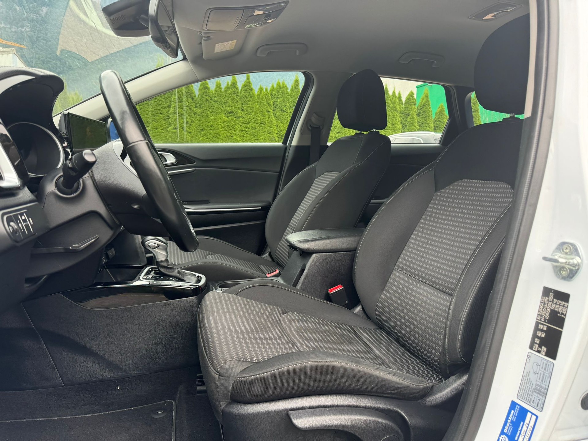 KIA Ceed Sportswagon 1.5 T-GDi MHEV Power DCT-image-13