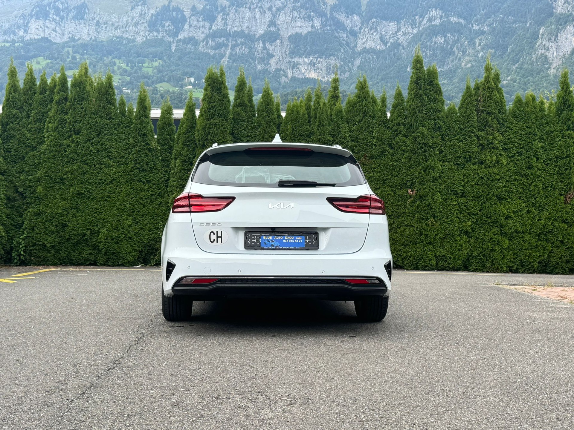 KIA Ceed Sportswagon 1.5 T-GDi MHEV Power DCT-image-7