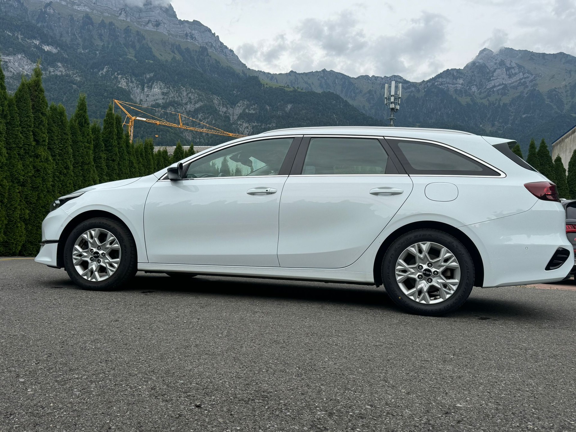 KIA Ceed Sportswagon 1.5 T-GDi MHEV Power DCT-image-4