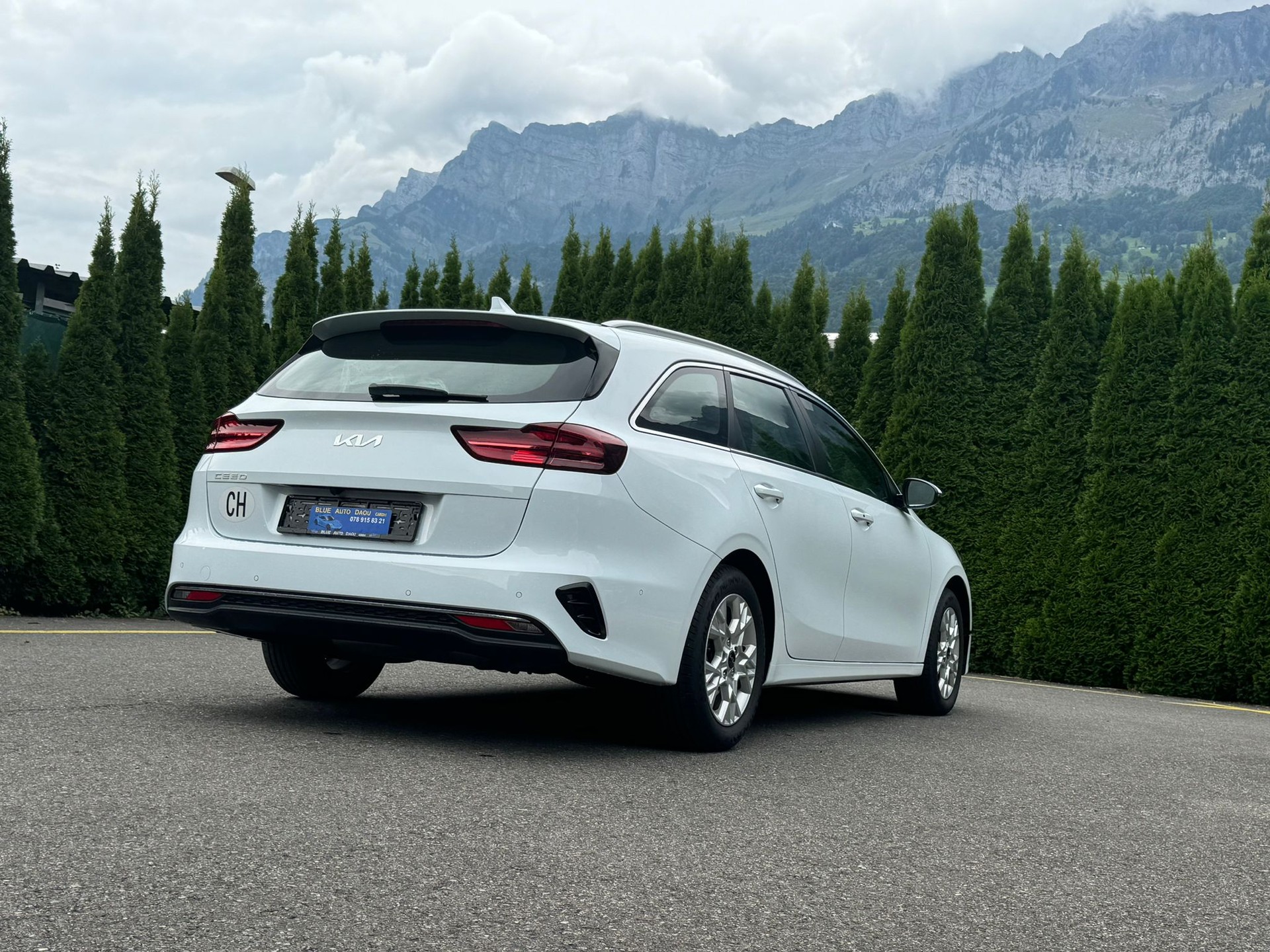 KIA Ceed Sportswagon 1.5 T-GDi MHEV Power DCT-image-5