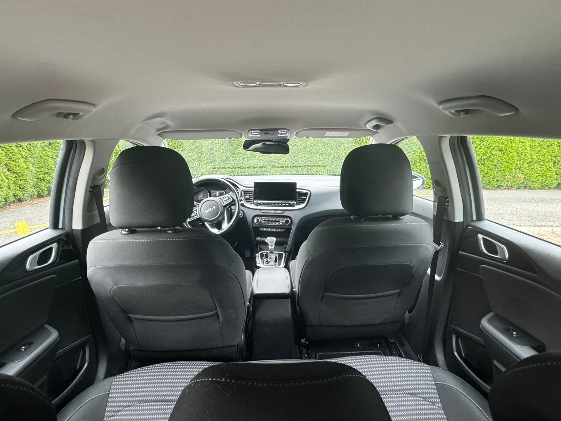 KIA Ceed Sportswagon 1.5 T-GDi MHEV Power DCT-image-9