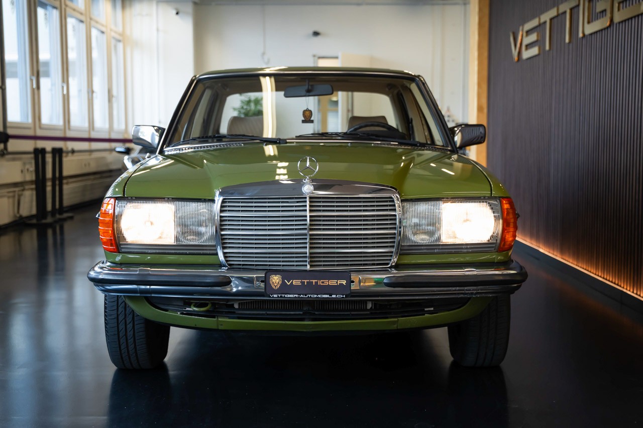 MERCEDES-BENZ 280 E Automatic-image-1