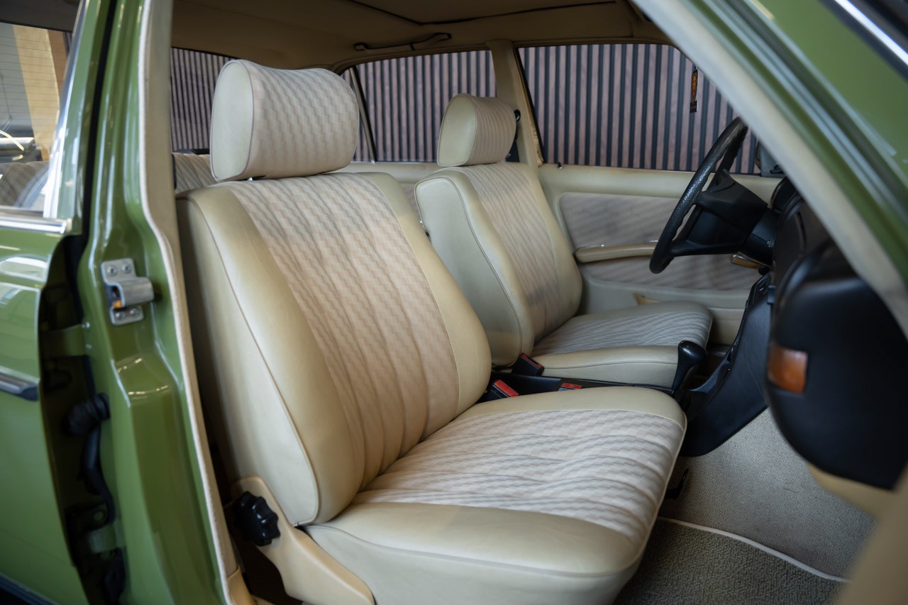 MERCEDES-BENZ 280 E Automatic-image-15