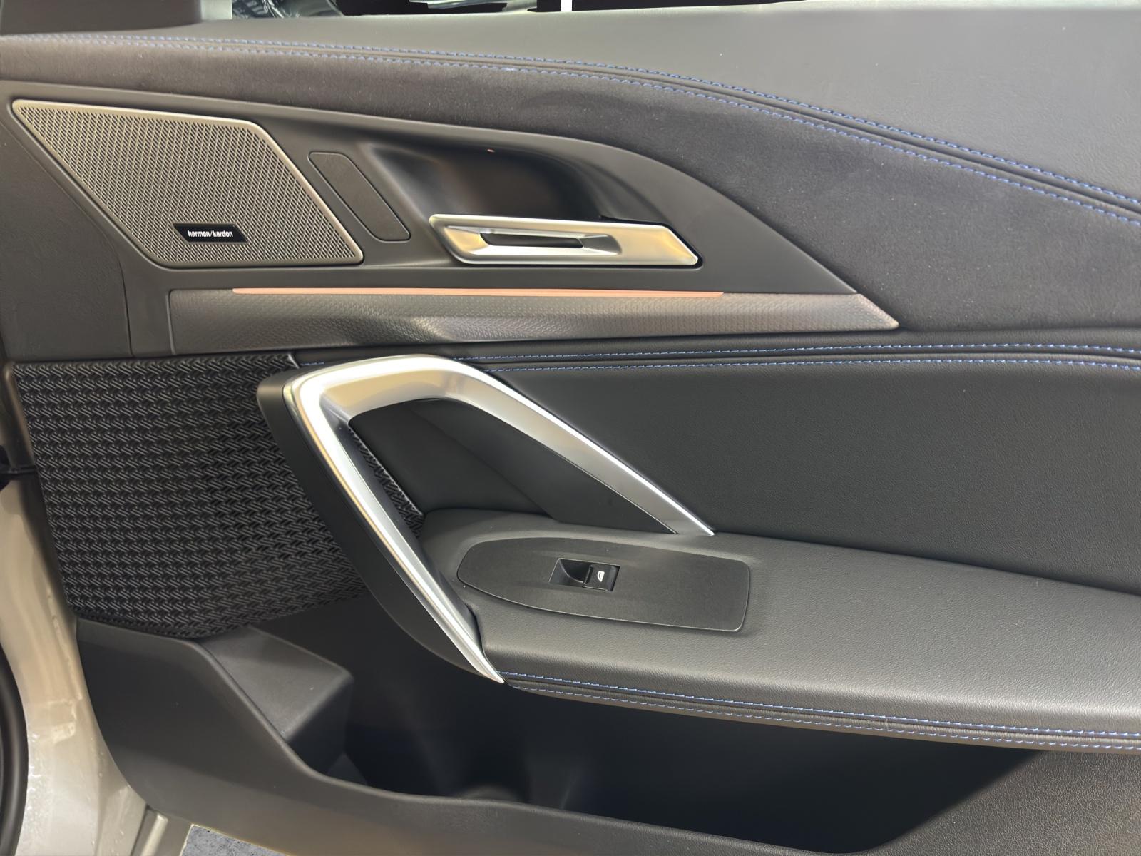 BMW X1 M35i-image-15
