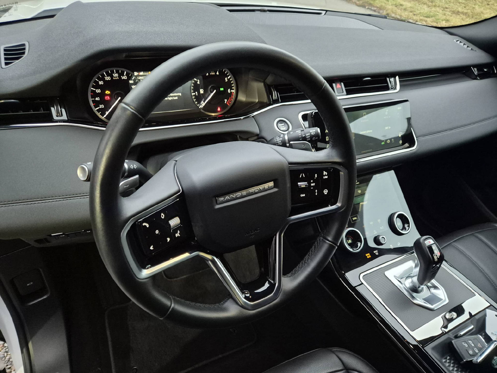 LAND ROVER Range Rover Evoque 2.0 T R-Dynamic SE-image-10