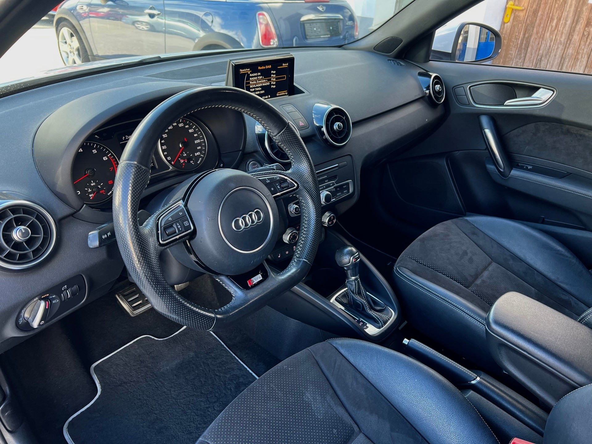 AUDI A1 Sportback 1.4 TFSI Sport S-tronic-image-1