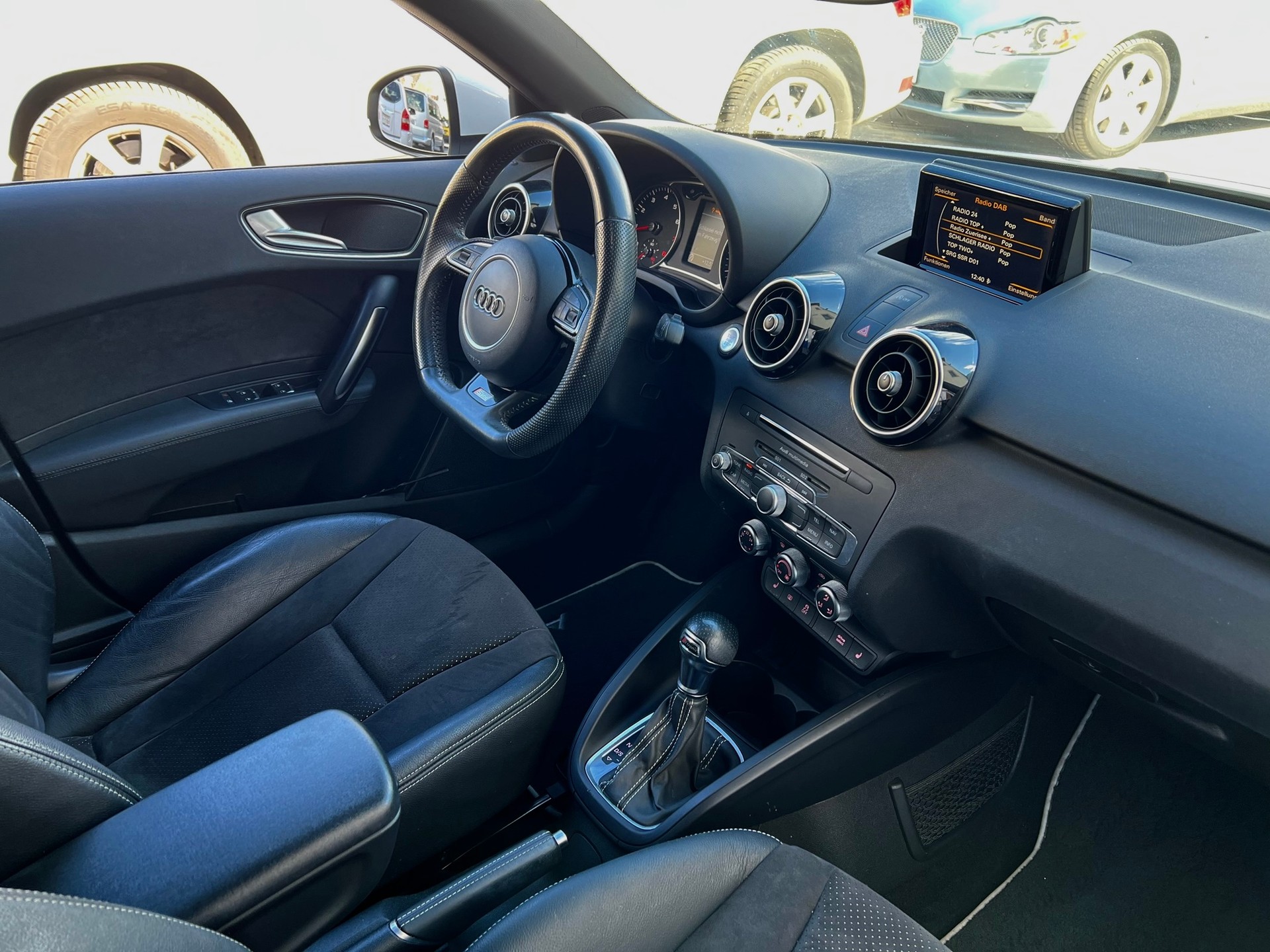 AUDI A1 Sportback 1.4 TFSI Sport S-tronic-image-8