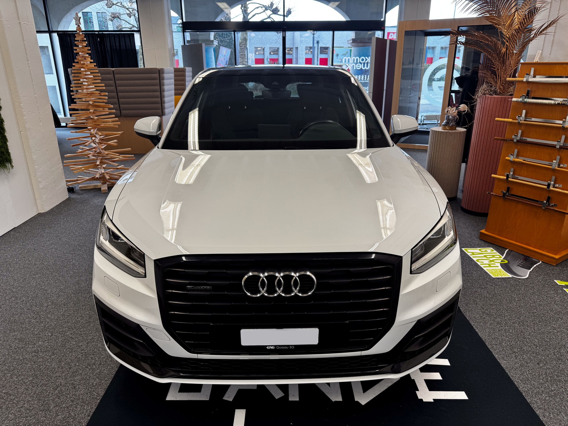 AUDI Q2 40 TFSI quattro S-line tronic-image-3