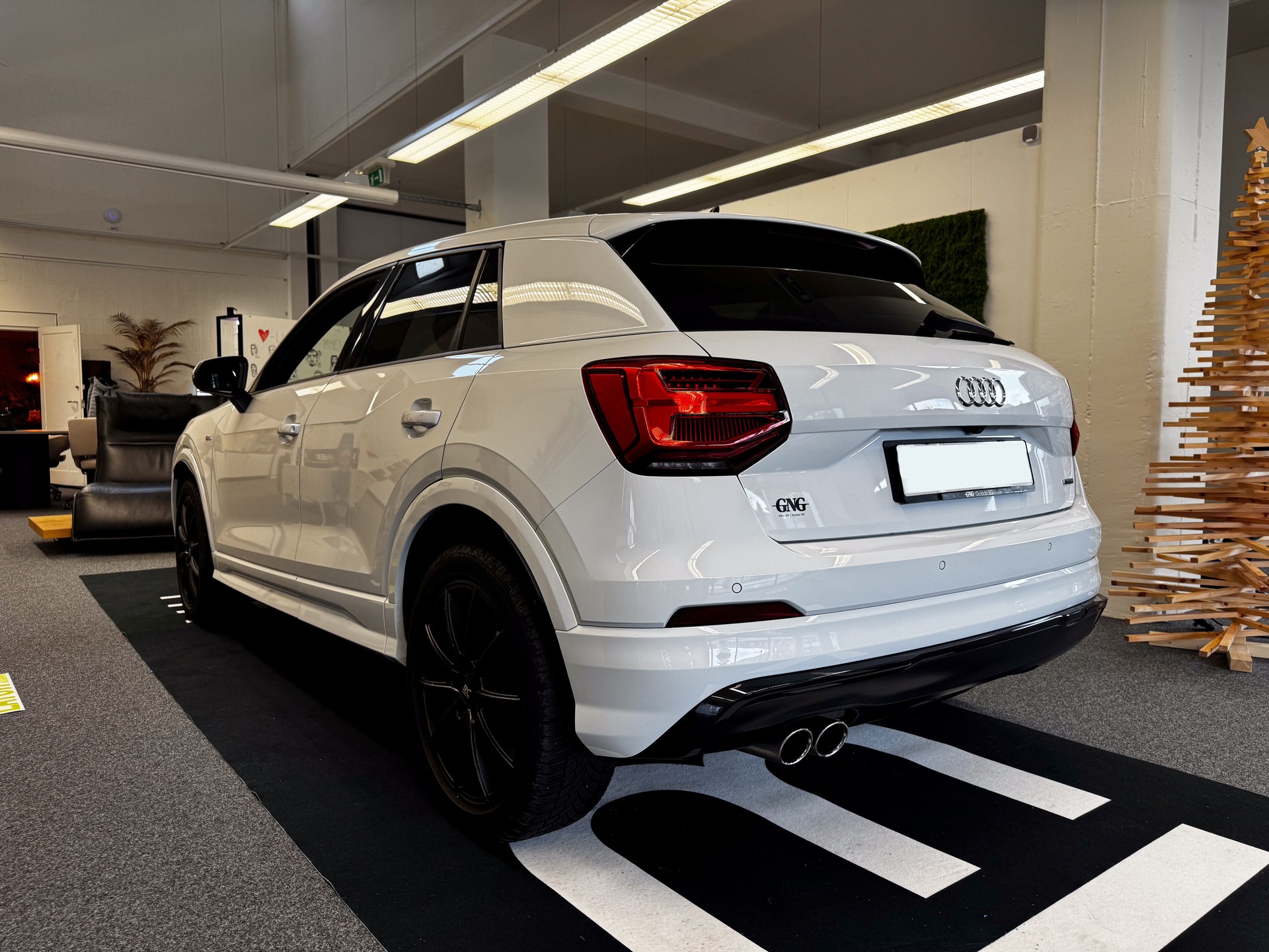 AUDI Q2 40 TFSI quattro S-line tronic-image-6