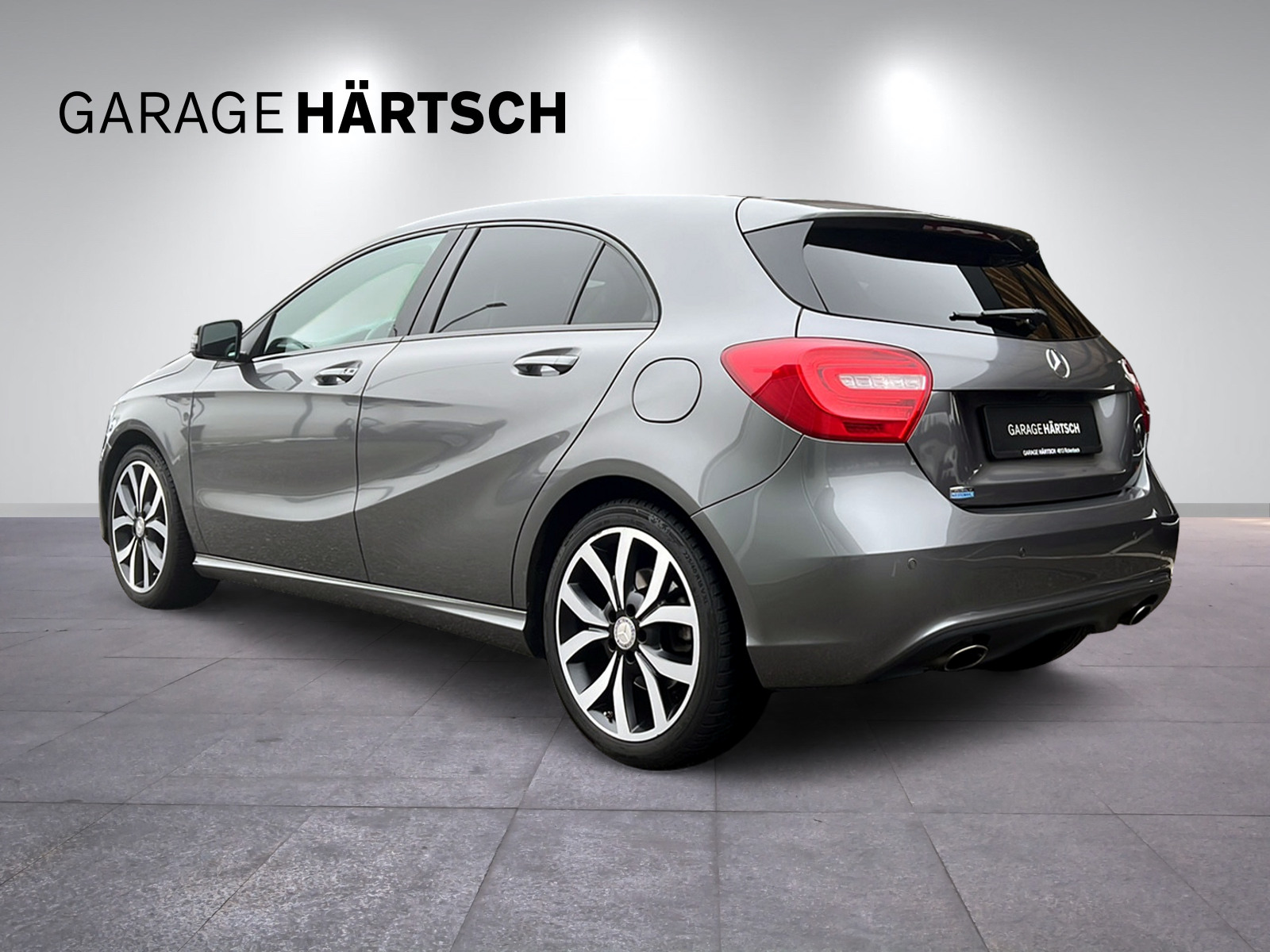 MERCEDES-BENZ A 250 Urban-image-3