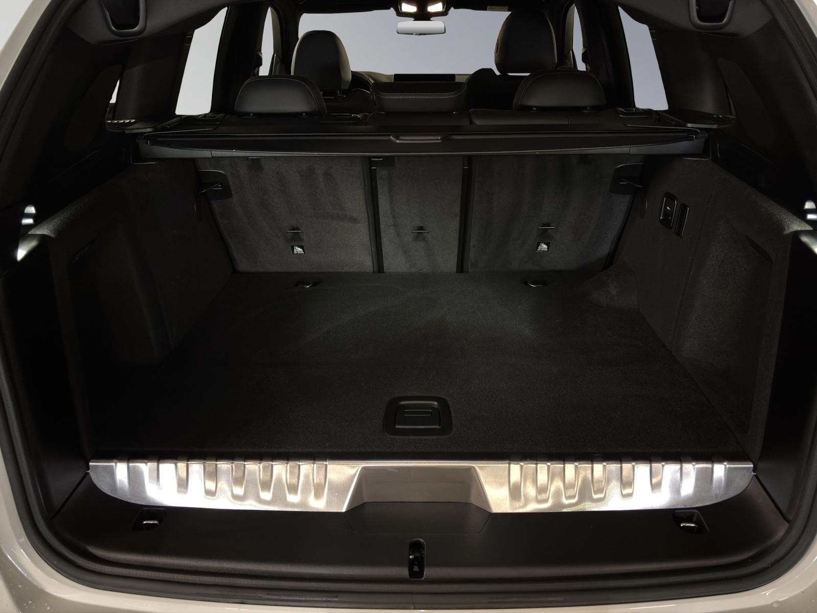 BMW X3 30e xDrive SAG-image-16