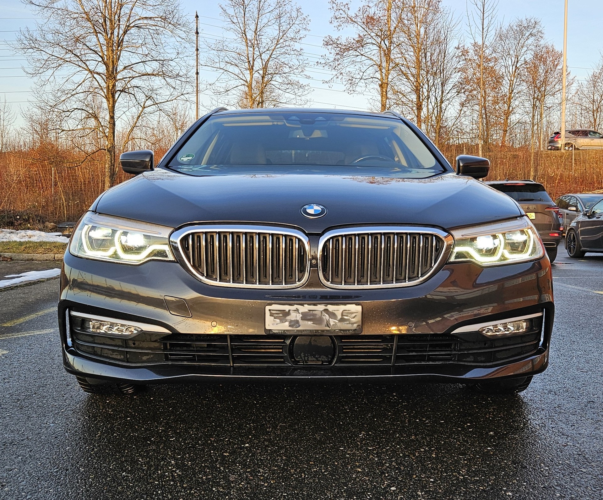 BMW 530d xDrive Touring Steptronic-image-0