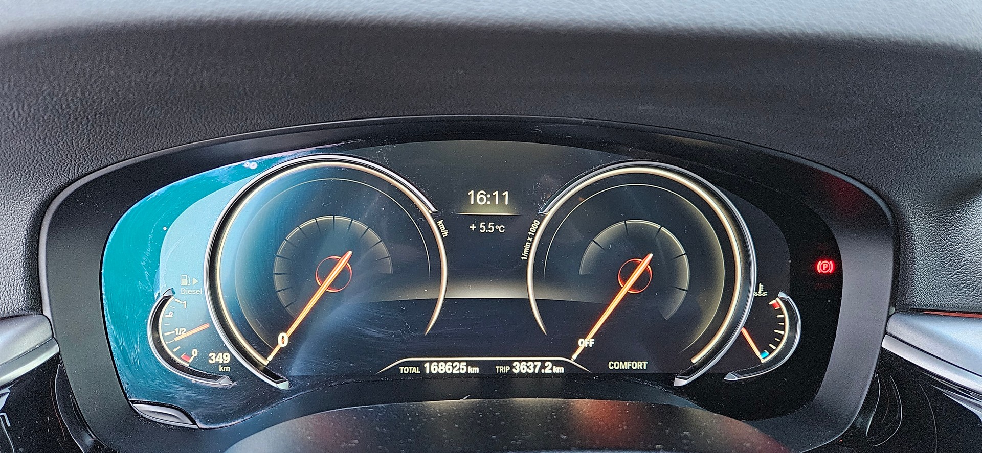 BMW 530d xDrive Touring Steptronic-image-5
