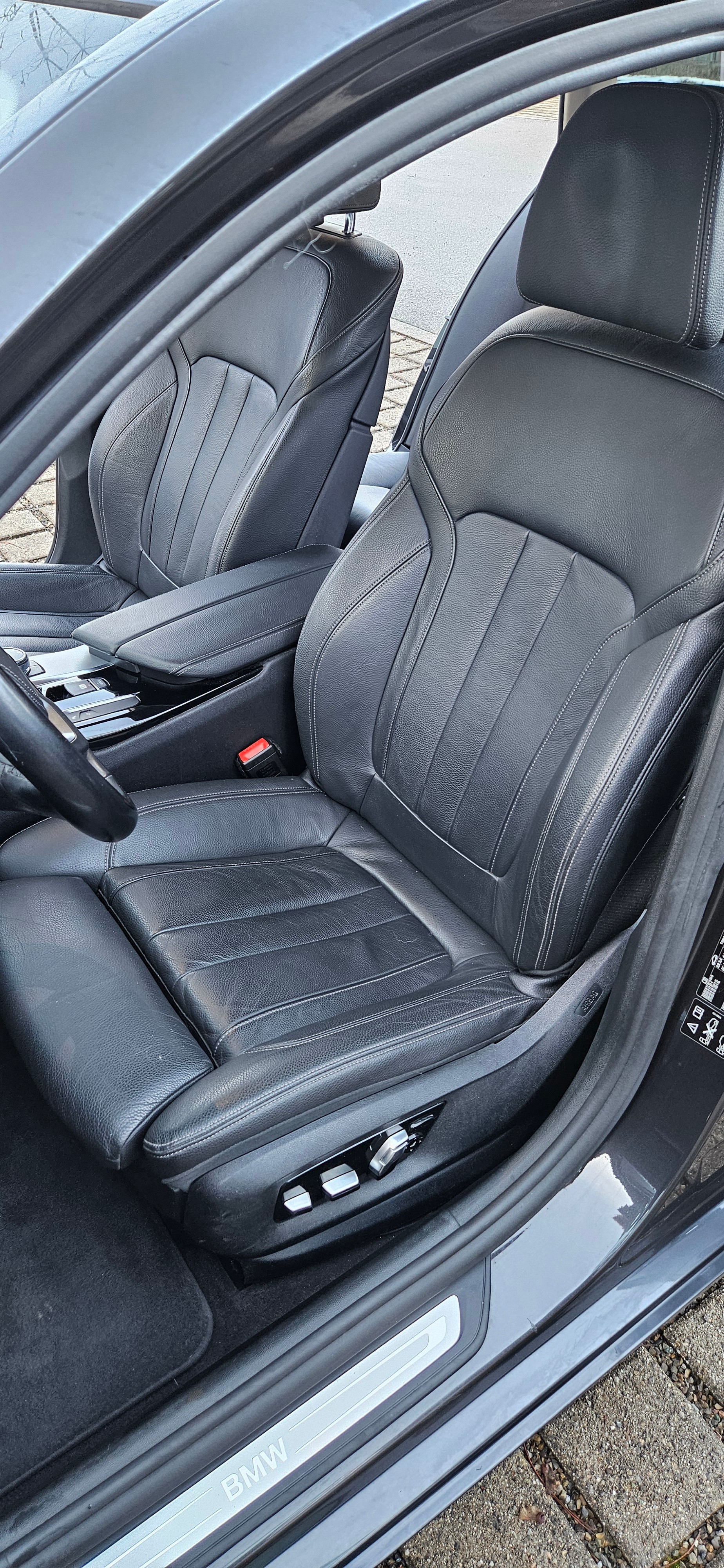 BMW 530d xDrive Touring Steptronic-image-7
