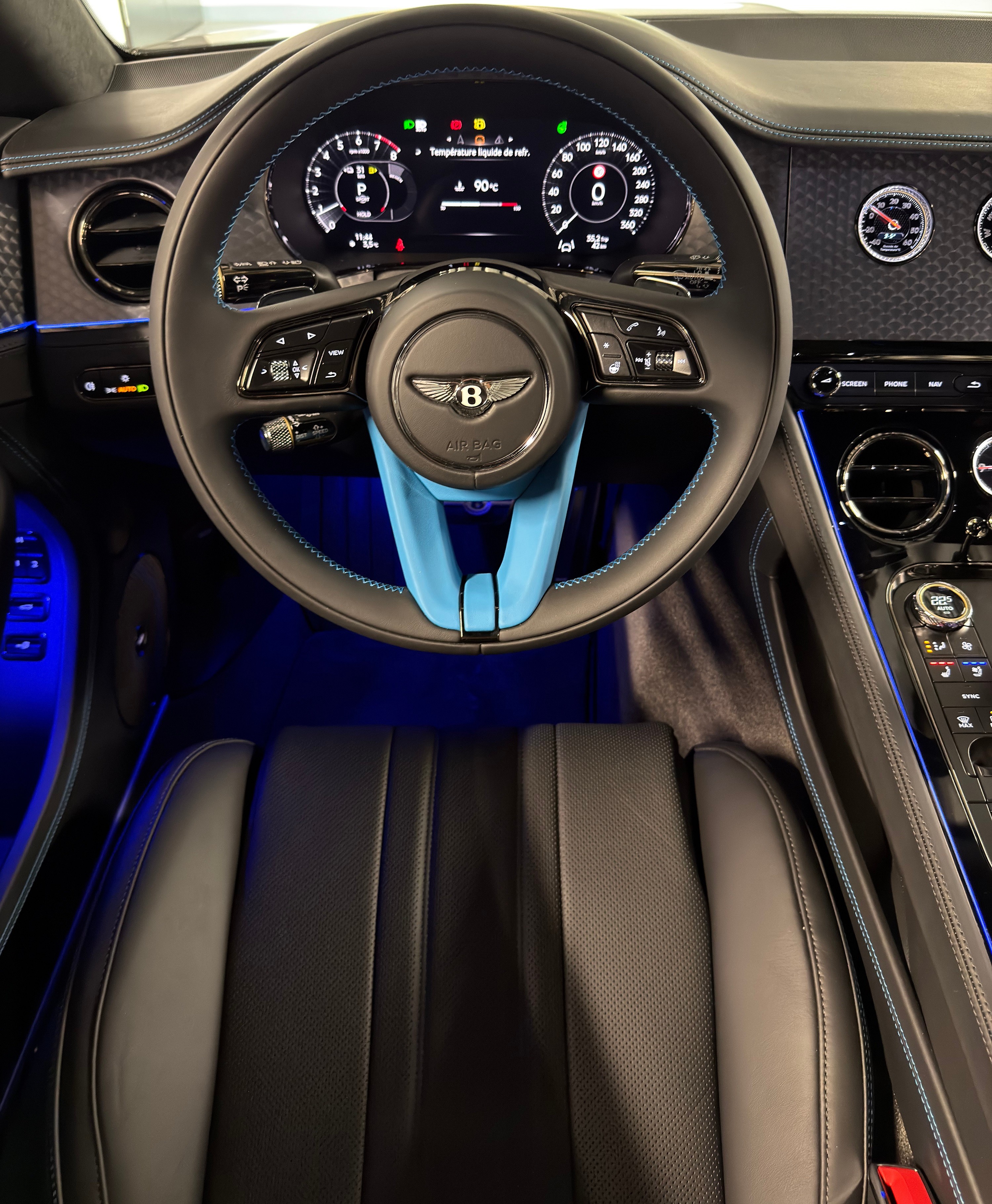 Image BENTLEY CONTINENTAL Continental GT 4.0 V8 PHEV Black Crystal