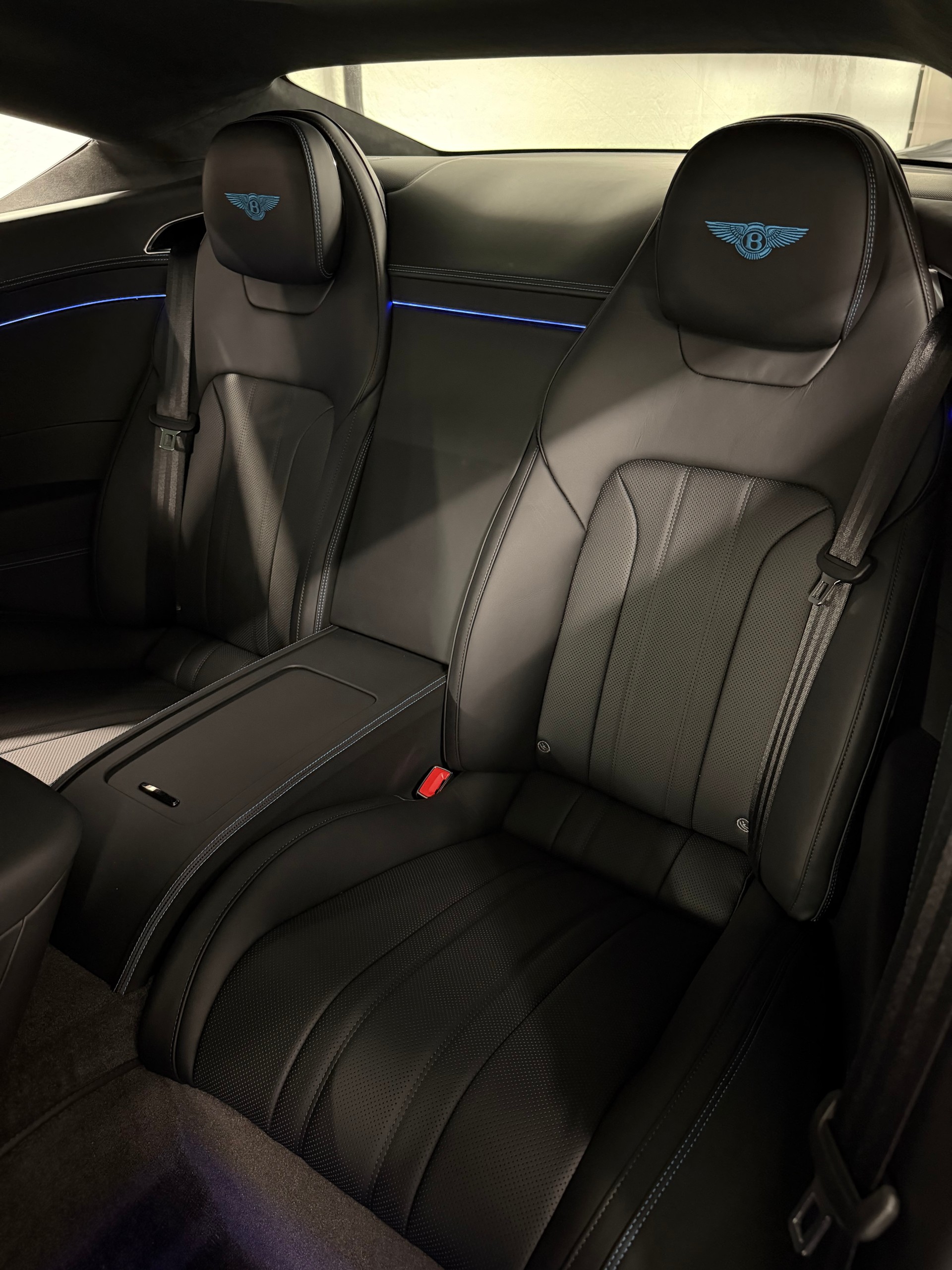 BENTLEY Continental GT 4.0 V8 PHEV Black Crystal-image-12
