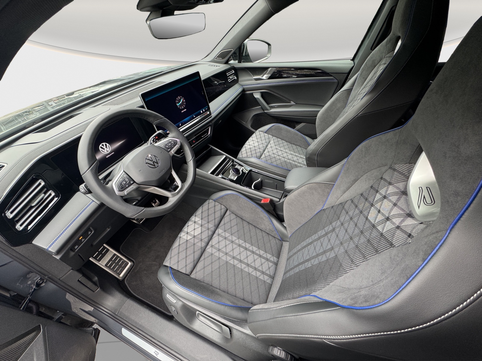 VW Tiguan 2.0 TSI DSG R-Line 4Motion-image-8