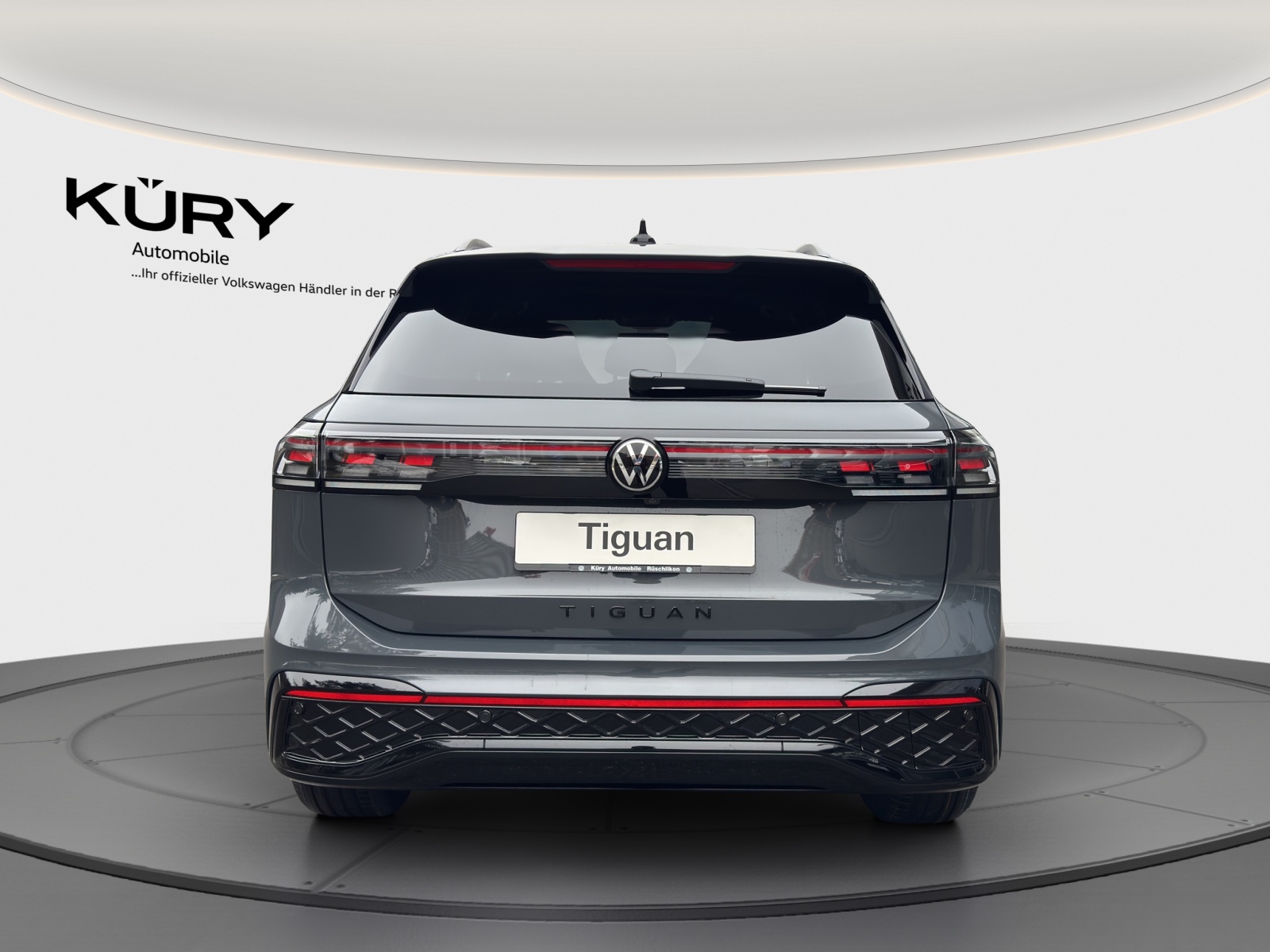 VW Tiguan 2.0 TSI DSG R-Line 4Motion-image-5