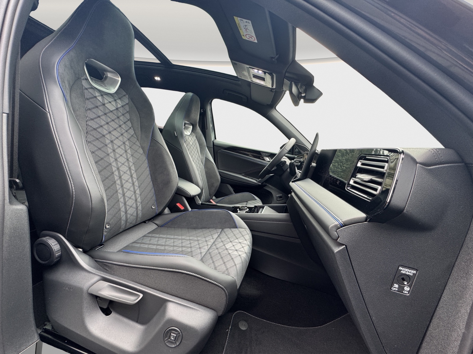 VW Tiguan 2.0 TSI DSG R-Line 4Motion-image-9