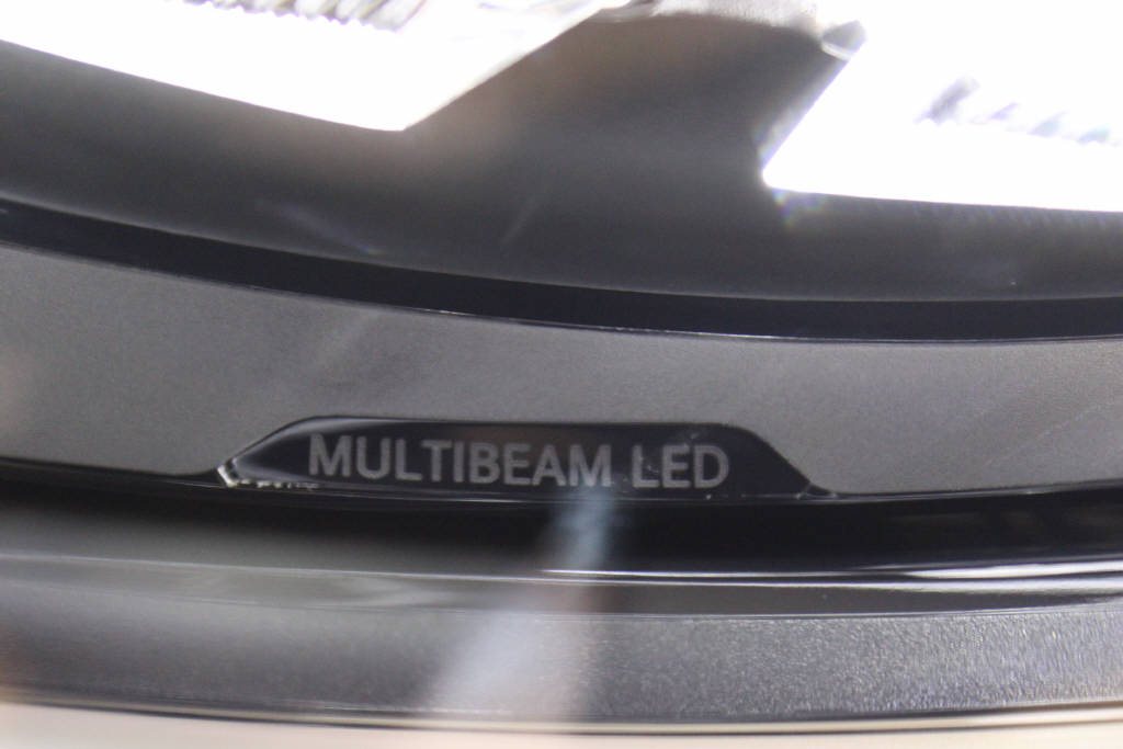 MERCEDES-BENZ CLA 220 4Matic AMG Line-image-14