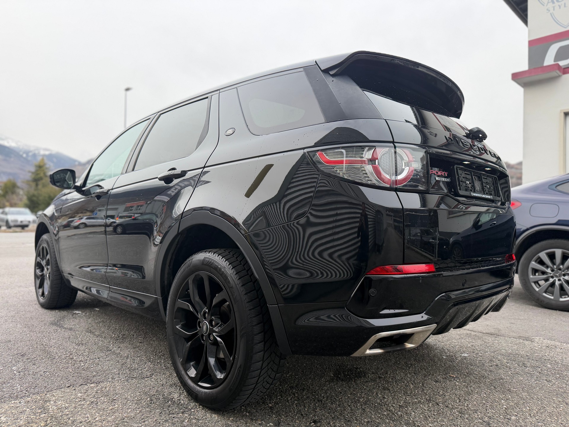 LAND ROVER Discovery Sport 2.0 Si4 HSE AT9-image-5