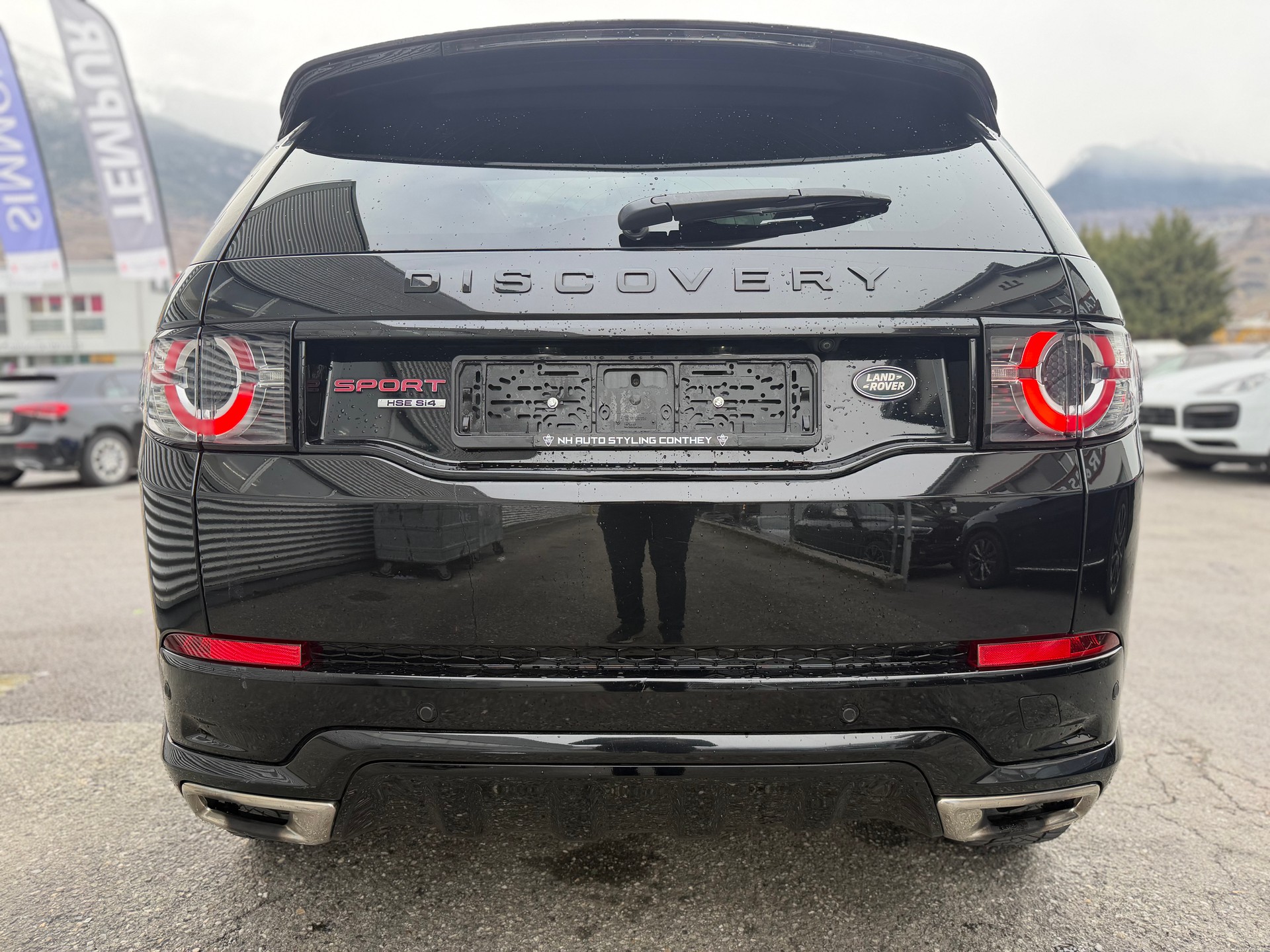 LAND ROVER Discovery Sport 2.0 Si4 HSE AT9-image-4