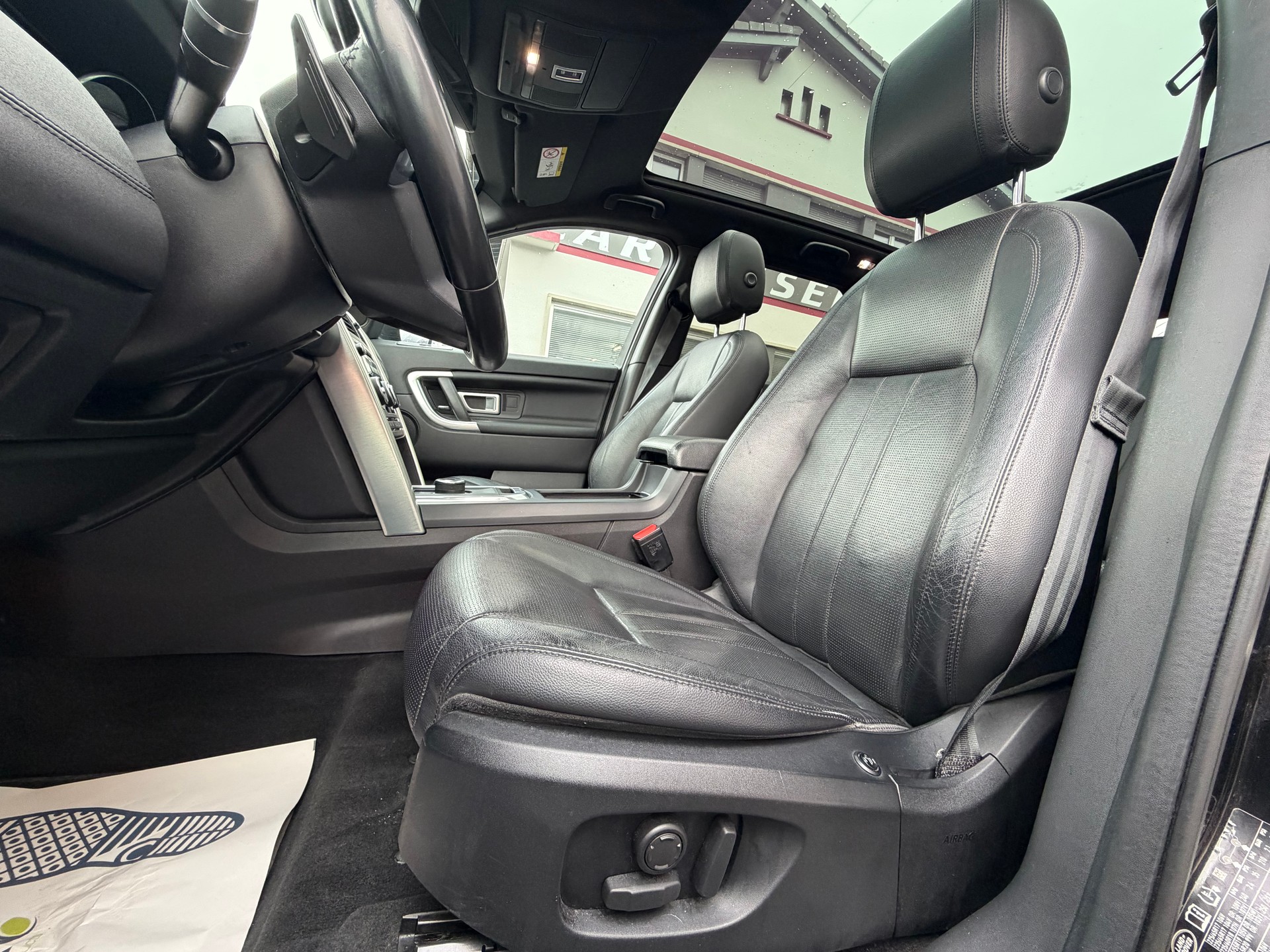 LAND ROVER Discovery Sport 2.0 Si4 HSE AT9-image-6