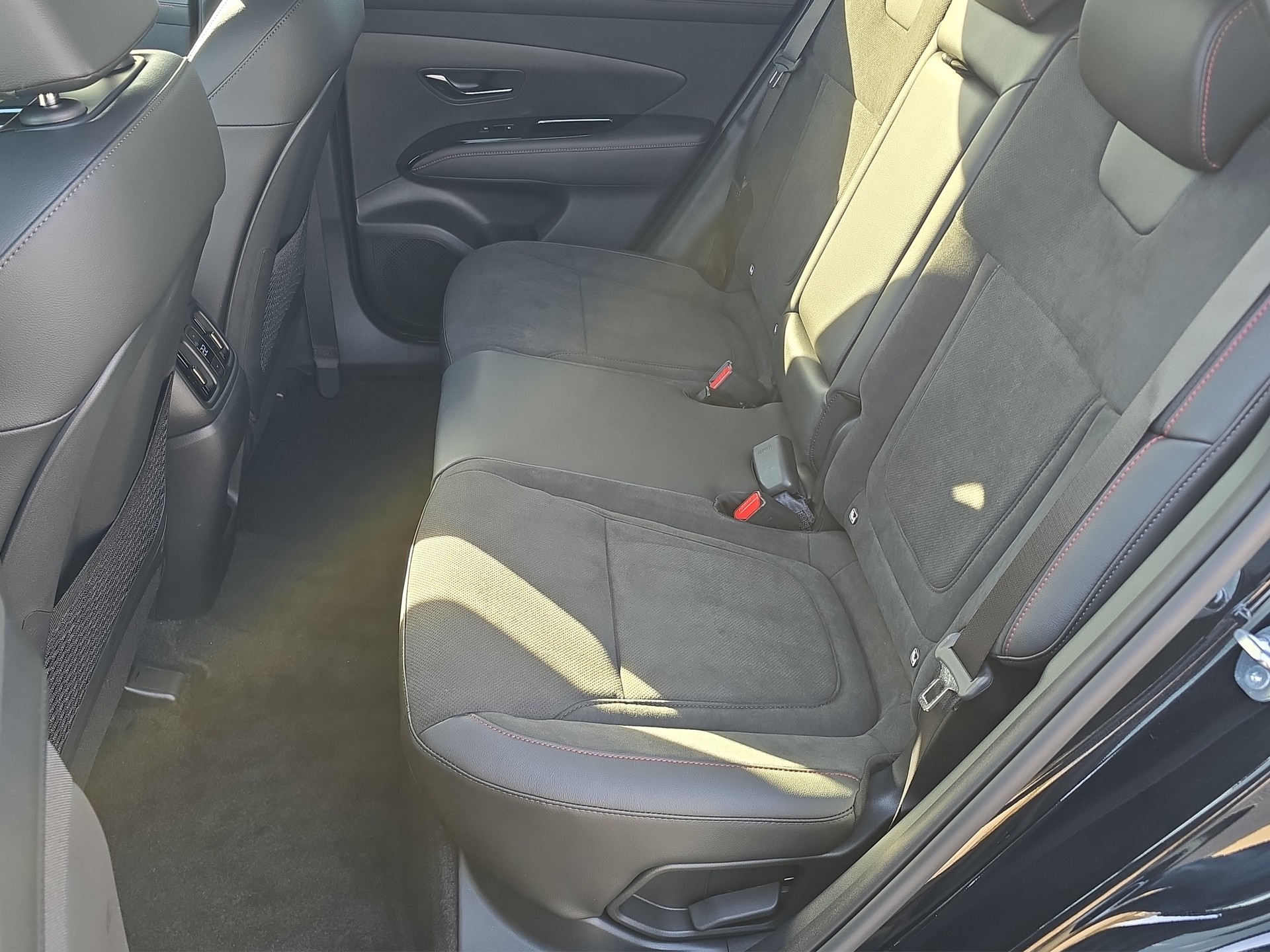 HYUNDAI Tucson 1.6 T-GDi Plug-in Hybrid N-Line Lux. 4WD-image-11
