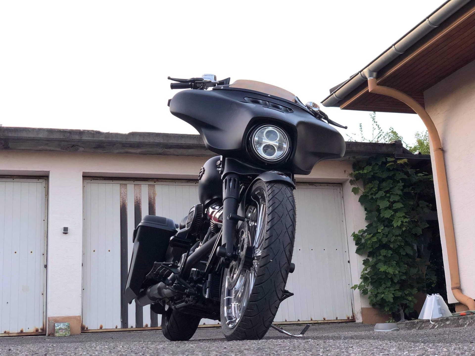 HARLEY-DAVIDSON FLHXSE Street Glide ABS CVO 117-image-2