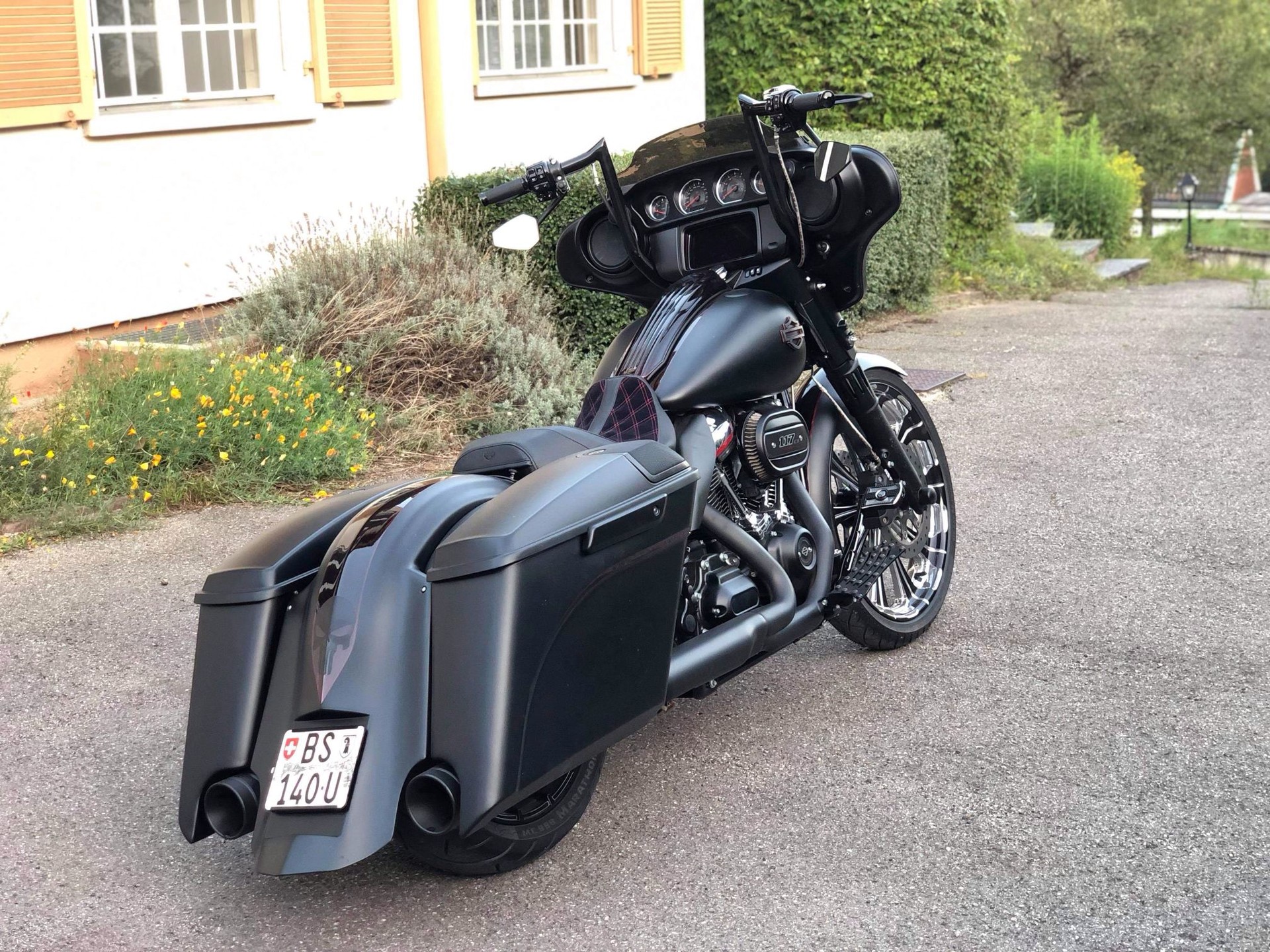 HARLEY-DAVIDSON FLHXSE Street Glide ABS CVO 117-image-3